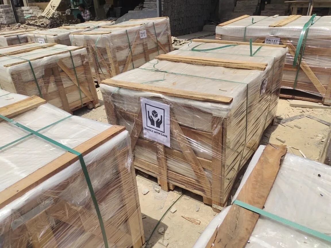 Handle with care export crate